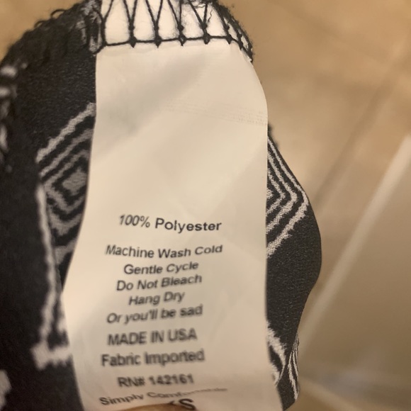 LuLaRoe “Joy” Cardigan ❤️New Listing❤️ - Picture 8 of 8